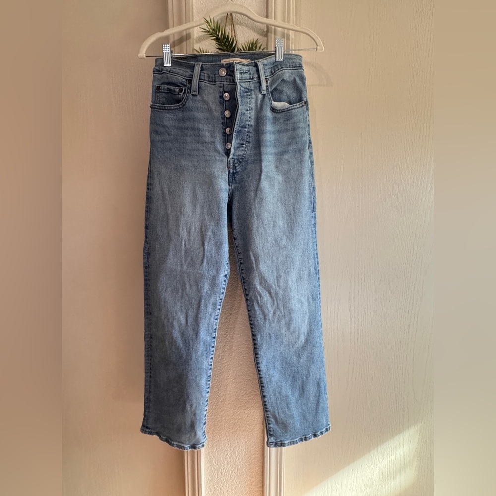 Levis ribcage straight ankle Light Blue Women’s Jeans